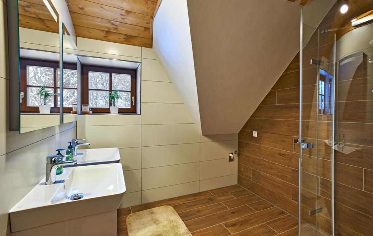 Na Jeleni Stezce Villa Chribska Exterior photo